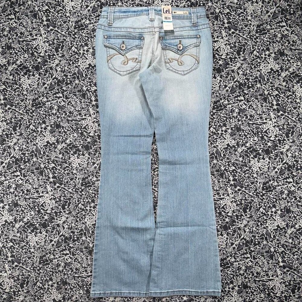 👖 Deadstock Y2K L.E.I. low-rise flare jeans (approx Women’s US 2–4) - Picture 3 of 8